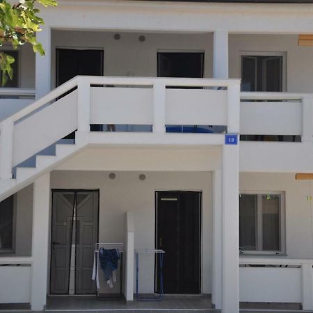 Apartments Istuk วีร์ ภายนอก รูปภาพ