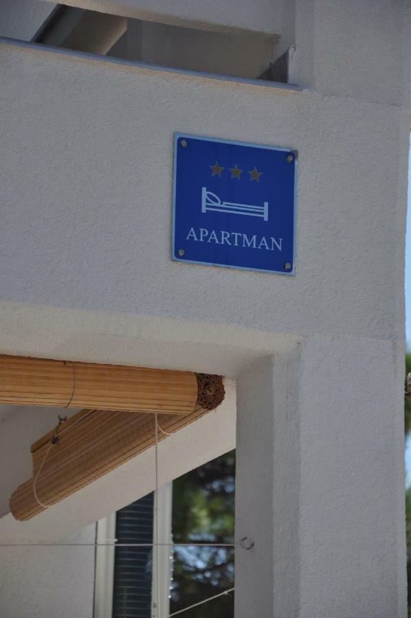 Apartments Istuk วีร์ ภายนอก รูปภาพ