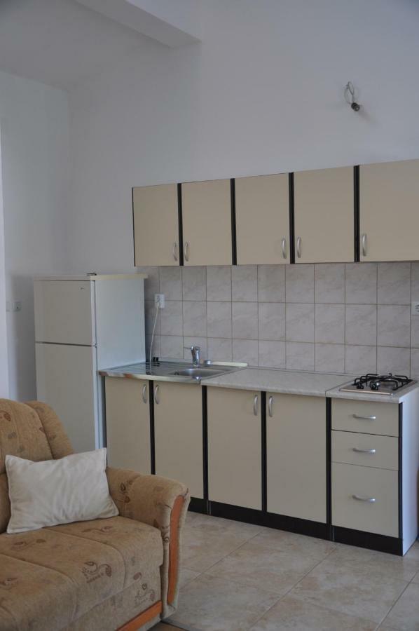 Apartments Istuk วีร์ ภายนอก รูปภาพ
