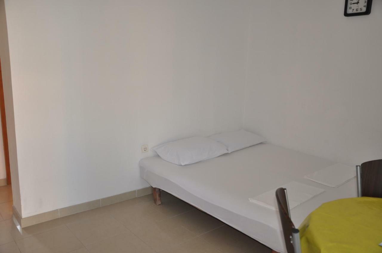 Apartments Istuk วีร์ ภายนอก รูปภาพ